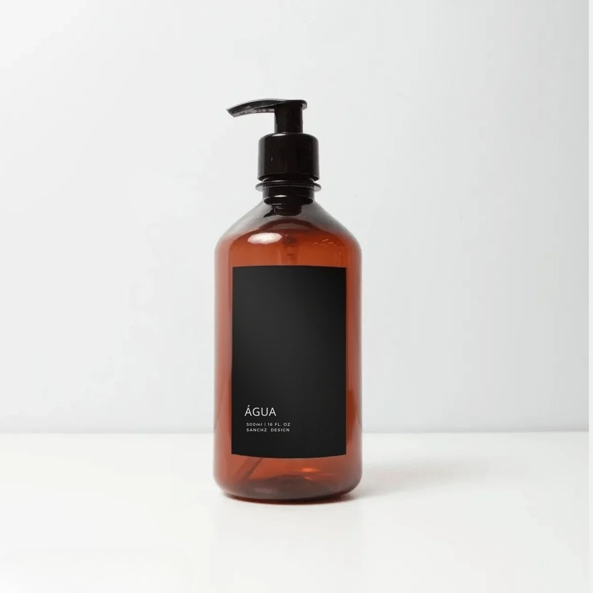 Frasco Âmbar Minimal Preto para Casa