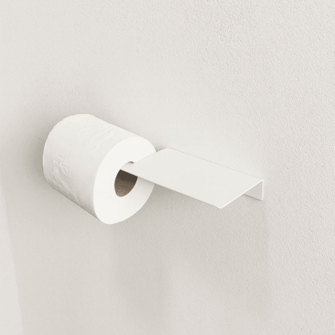Porta papel higiênico branco minimalista com prateleira superior vazia, suporte multifuncional para celular, aromatizador ou objetos decorativos de banheiro.